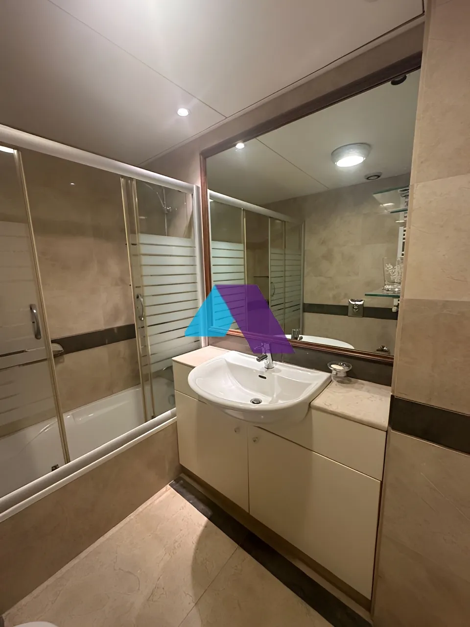 Apartment for Sale in Saifi Village