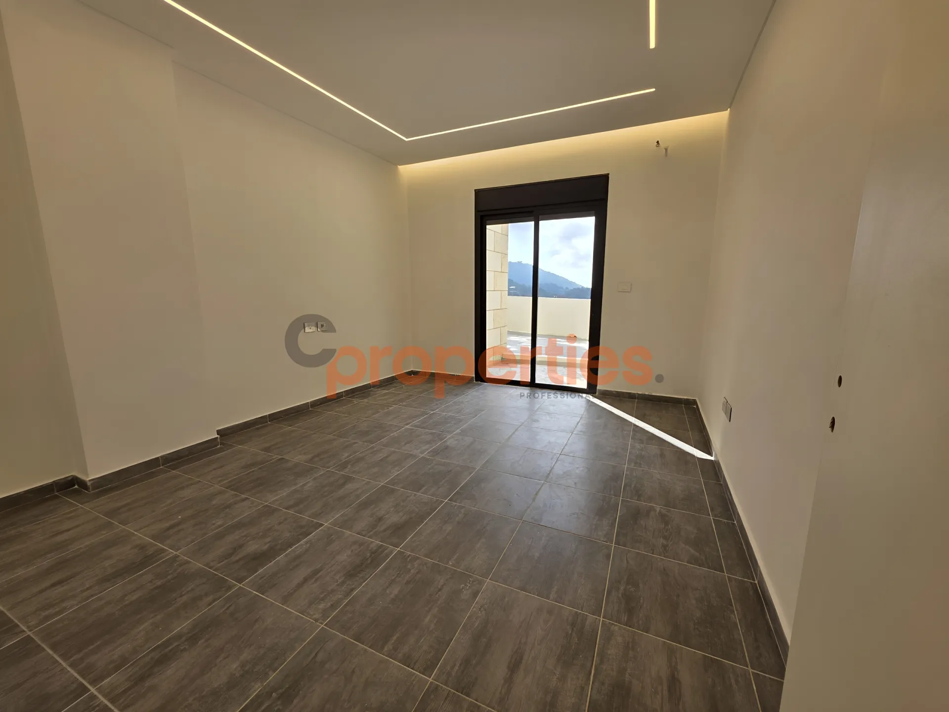 Apartment for Sale in Mar Chaaya