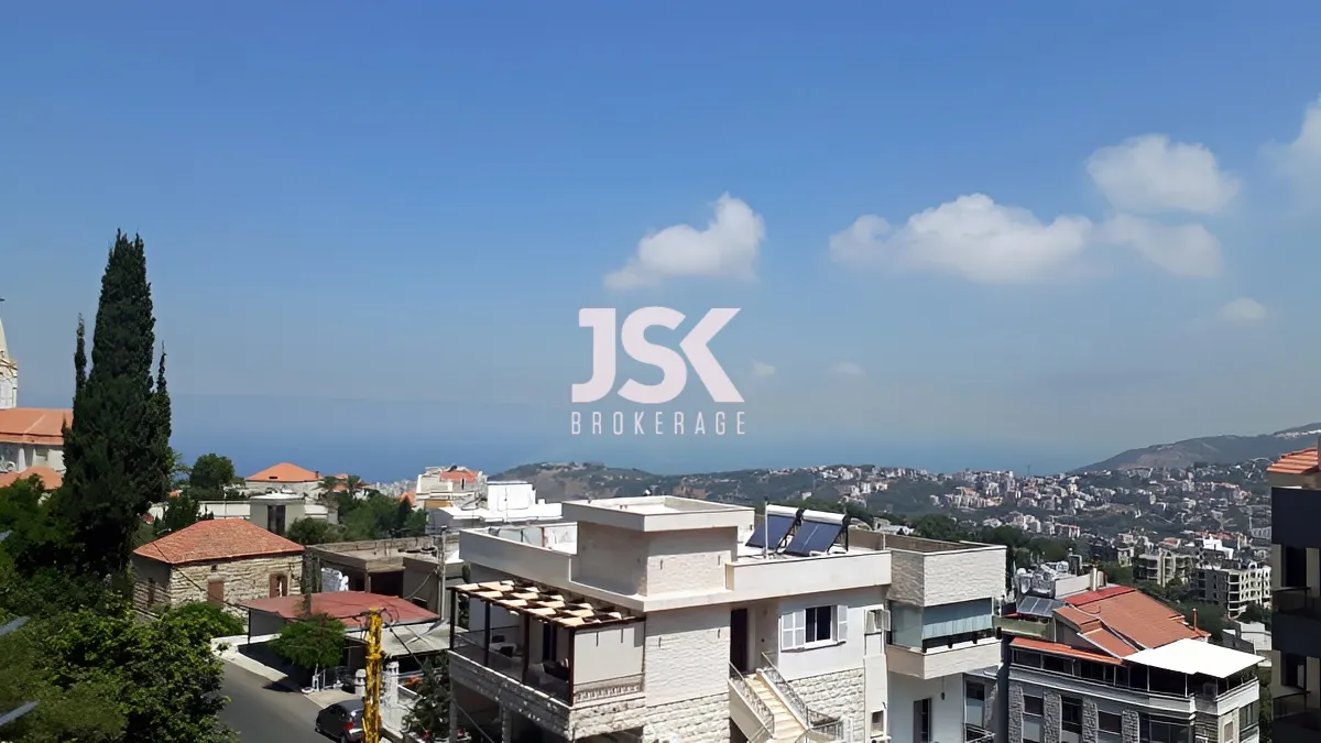 Apartment for Sale in Qornet El Hamra, Lebanon