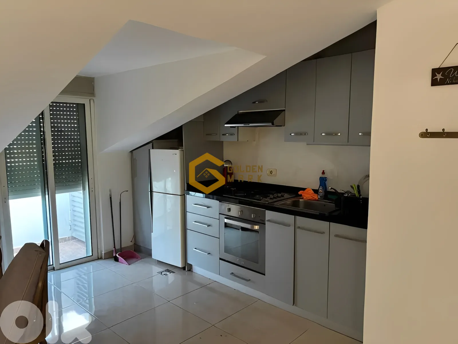 Apartment for Sale in Haret Sakher
