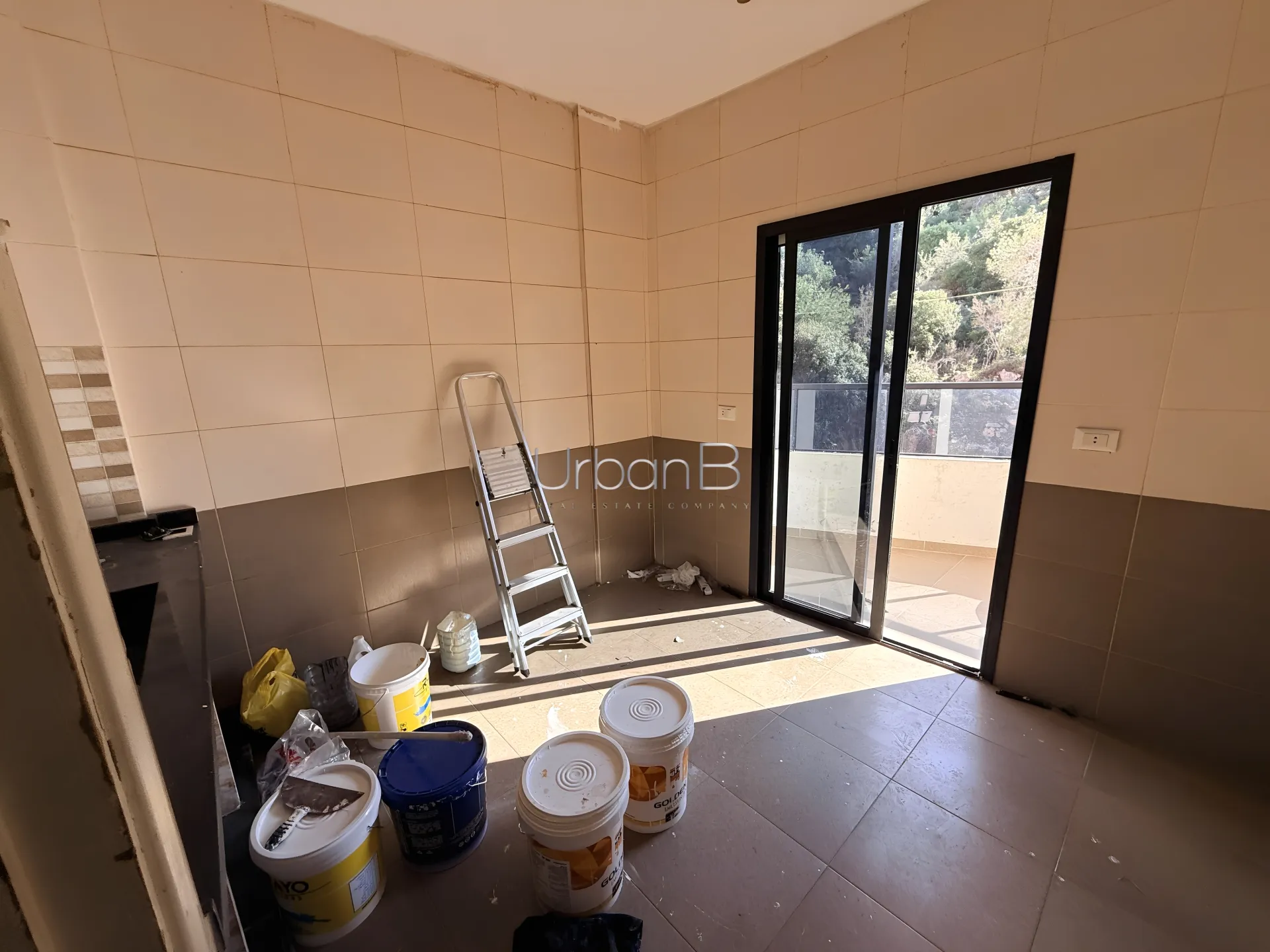 Apartment in Dawhet el hoss, aley