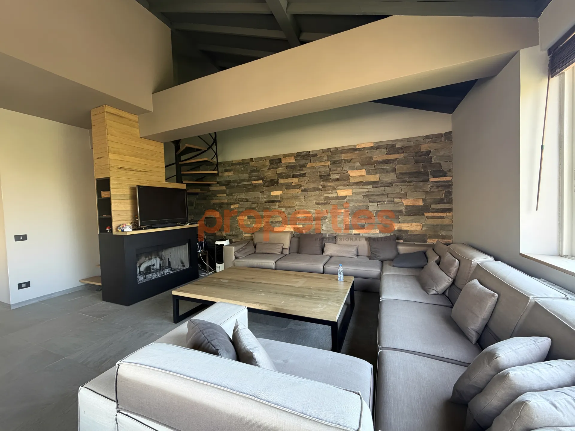 Chalet for Sale in Faqra