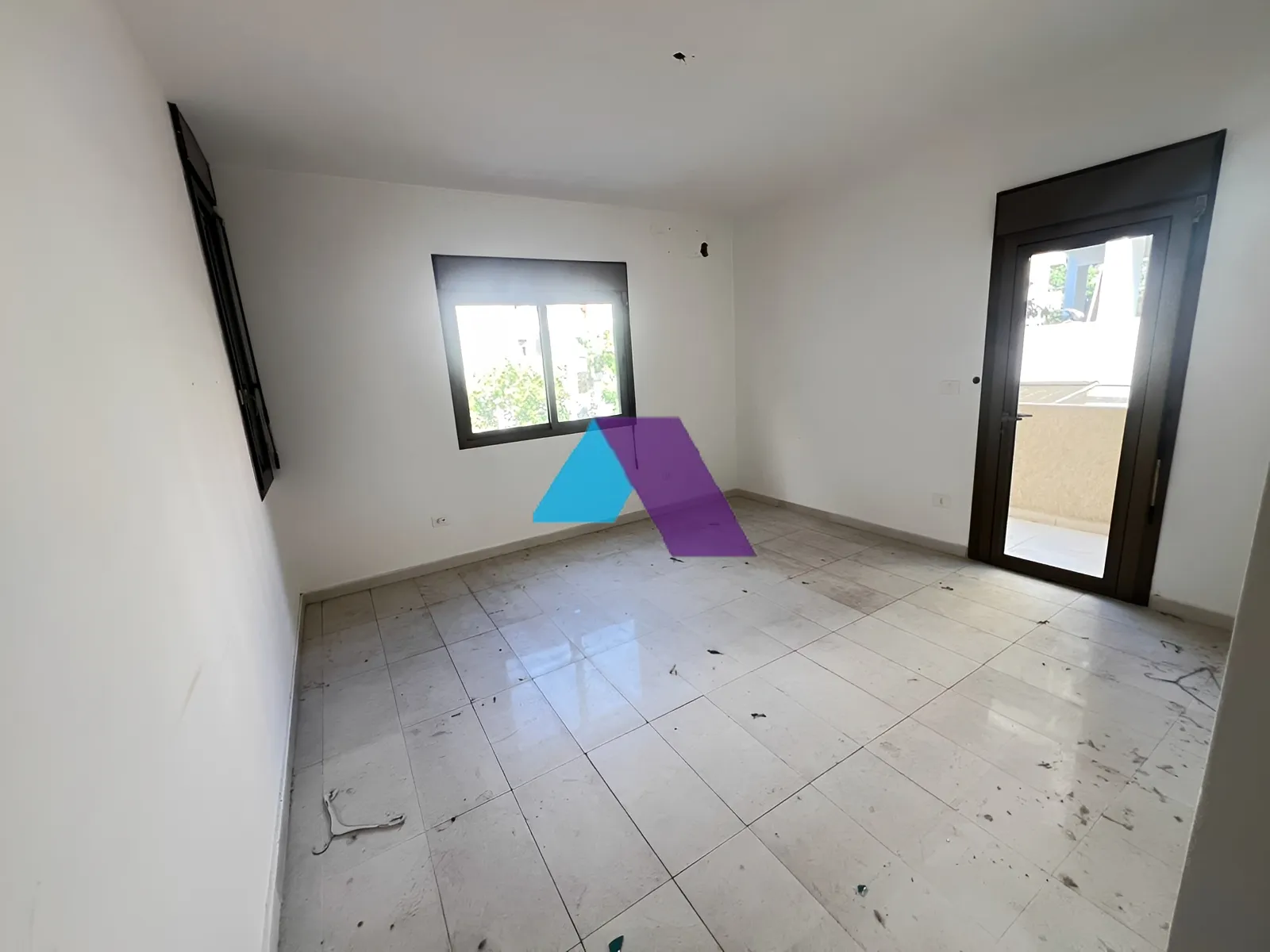 Apartment for Sale in Adonis