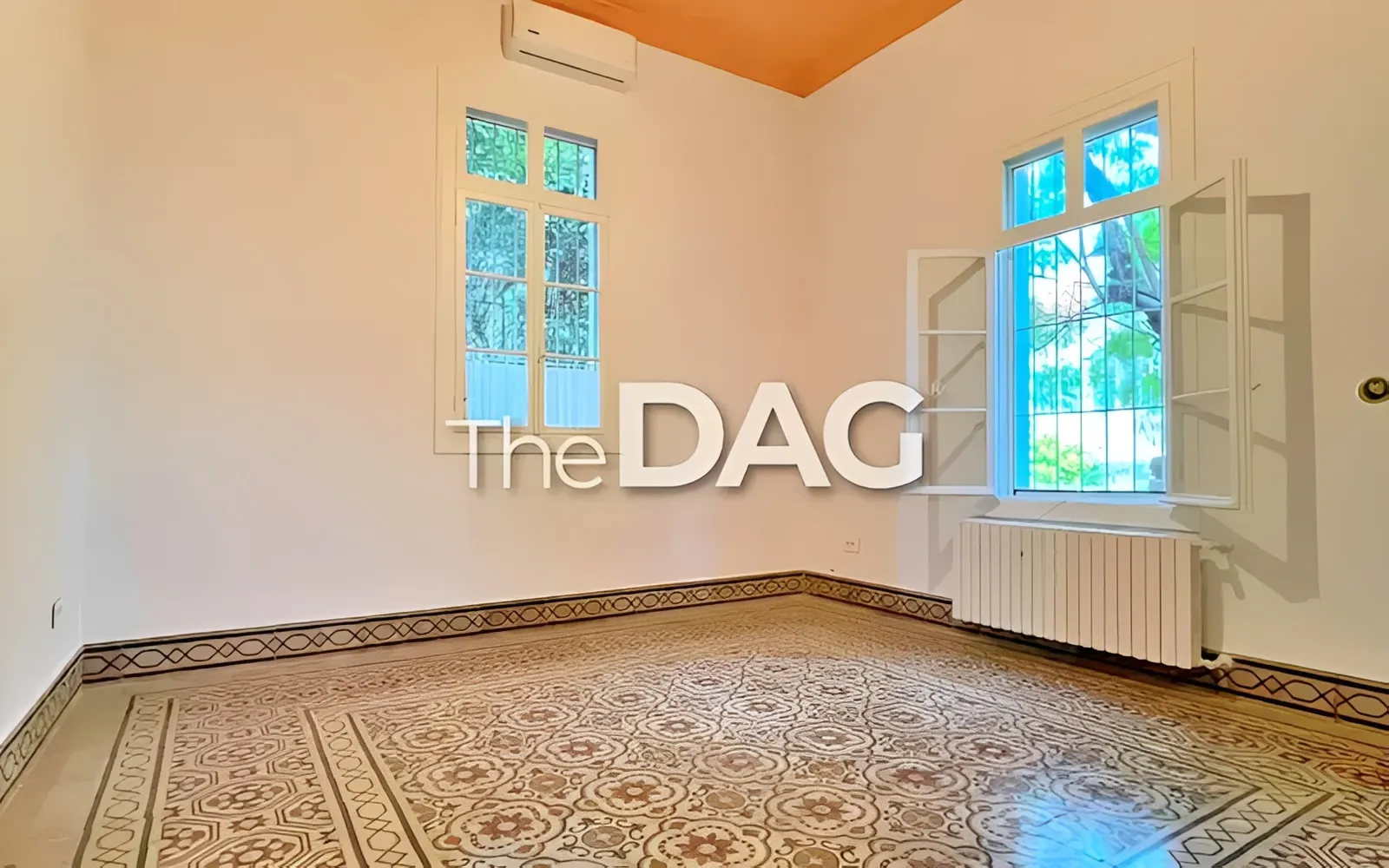 Apartment for Rent in Gemmayzeh, Beirut, Lebanon - 3 bed, 4 bath