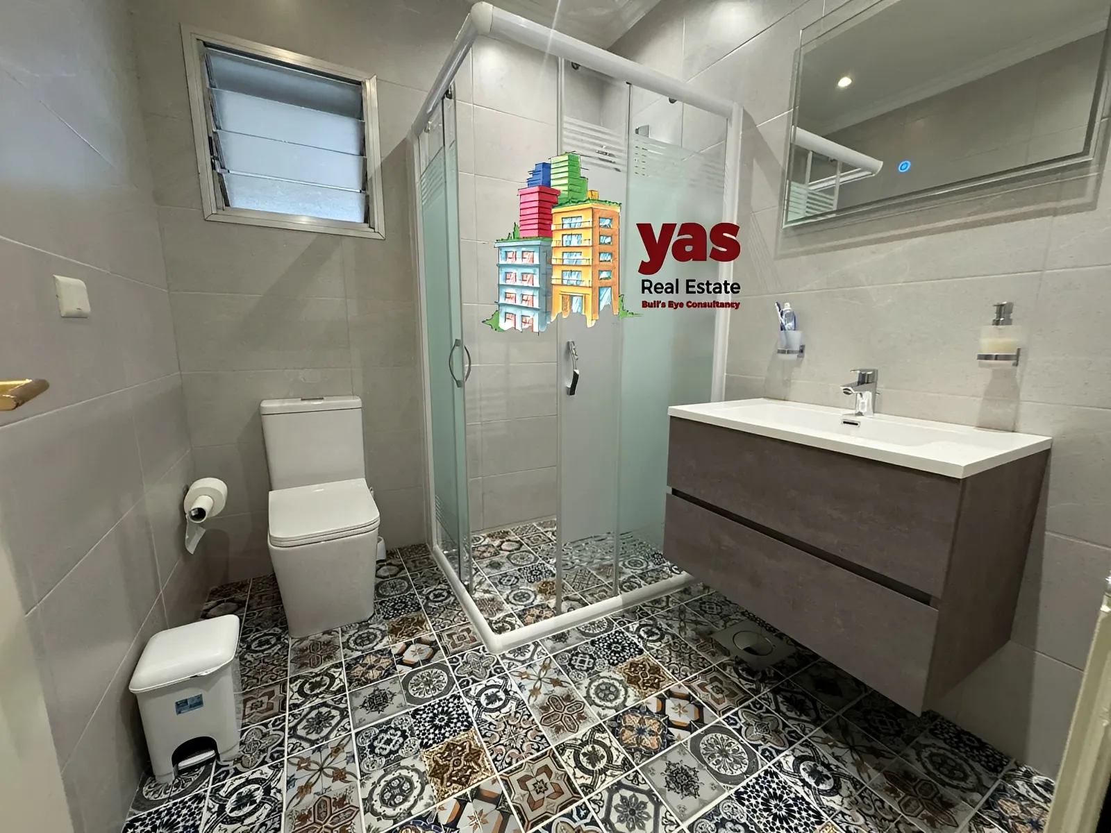 Apartment for Sale in Ballouneh - 4 bed, 3 bath