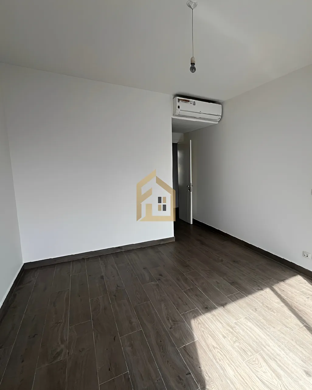 Apartment for rent in Sakiet El Janzeer, Bayrut, Lebanon