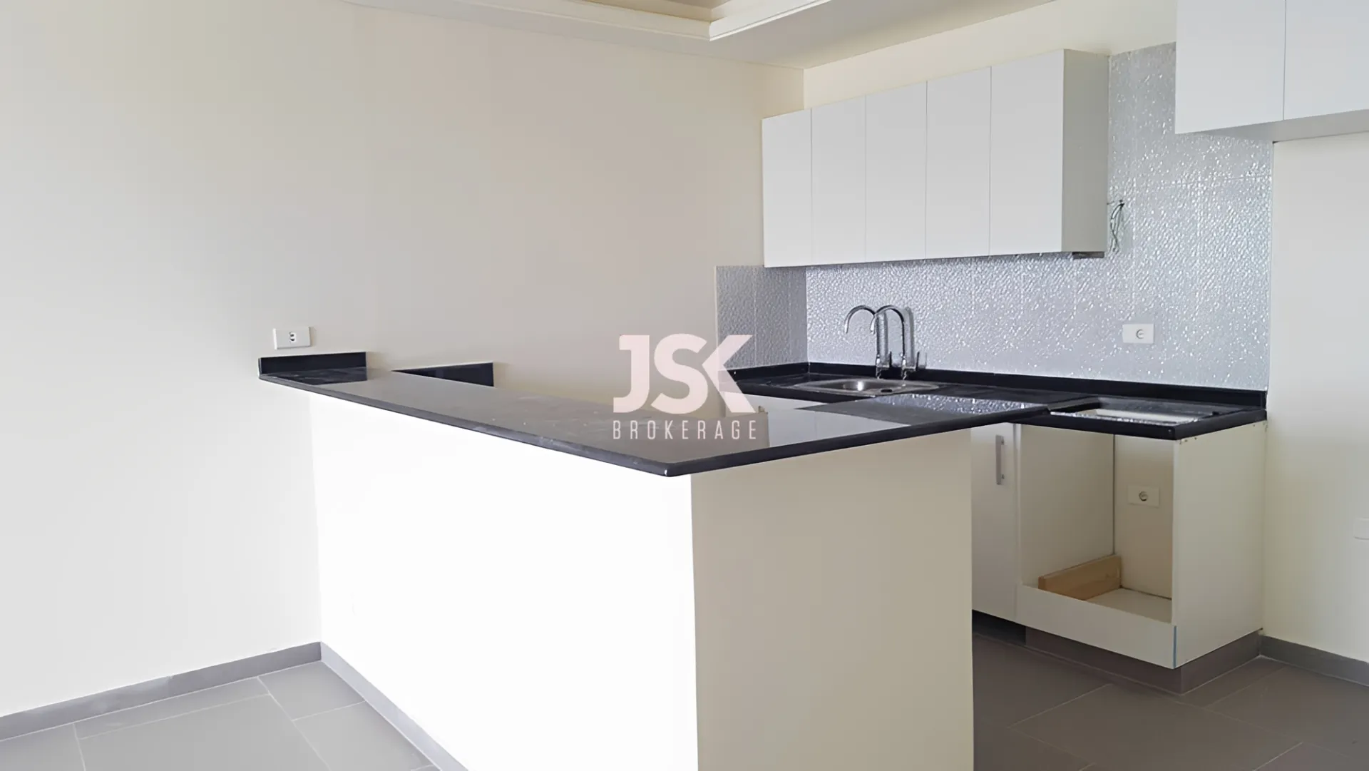 Chalet for Sale in Aamchit - 2 bed, 1 bath