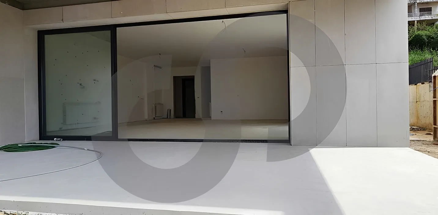 Apartment for Sale in Qornet El Hamra