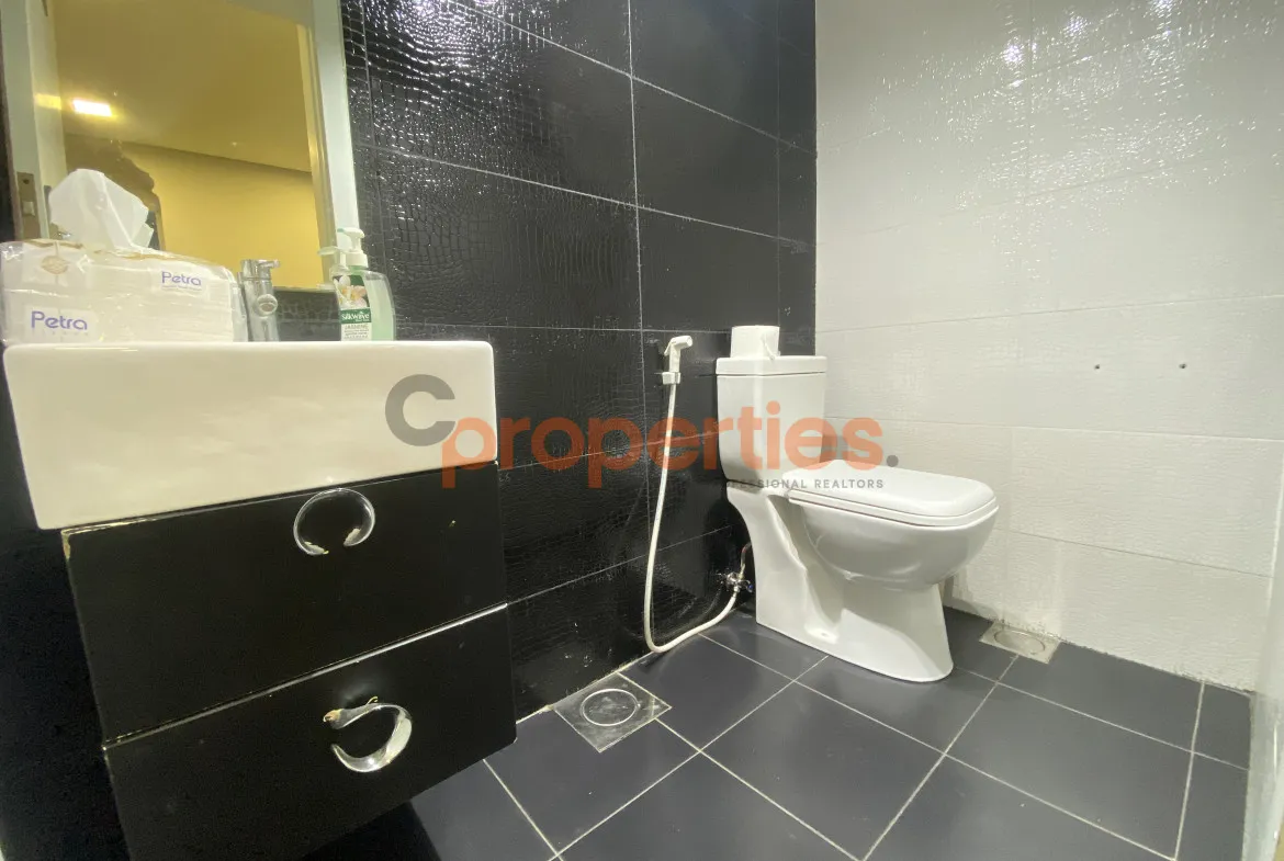Office for Rent in Zalqa