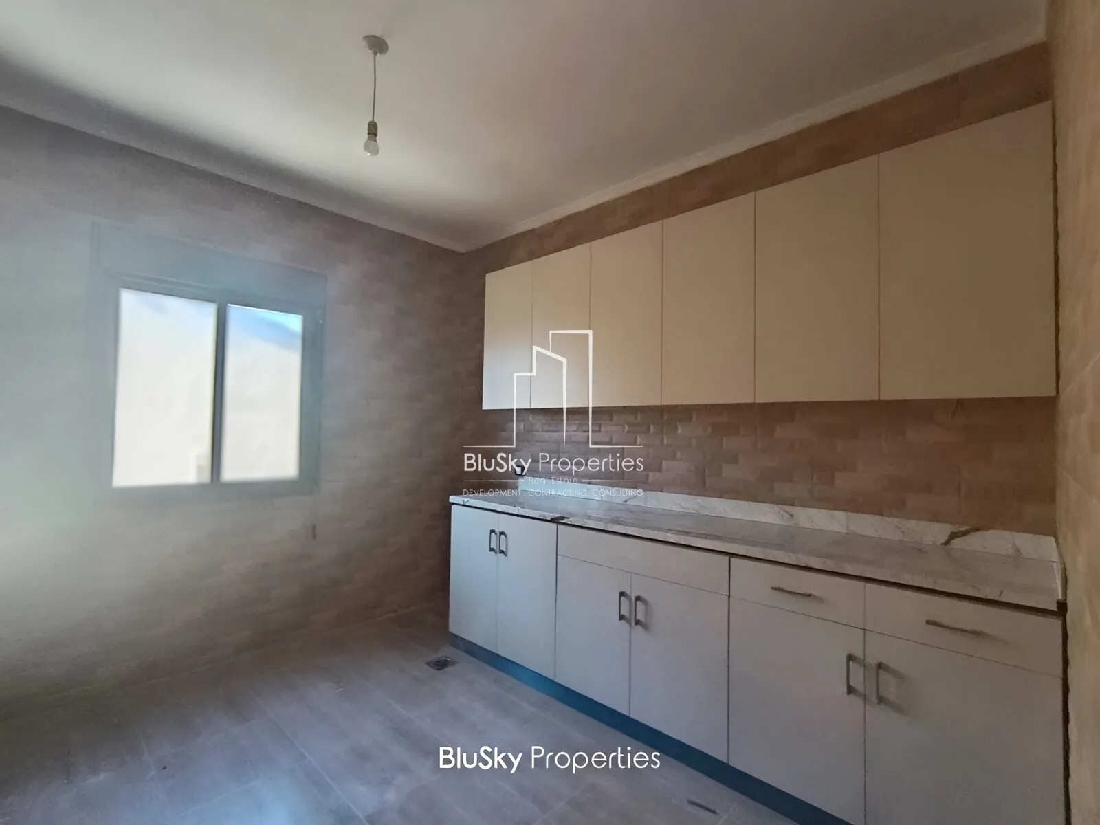 Apartment for Sale in Ghedress