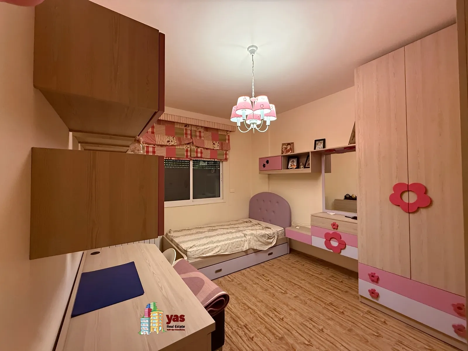 Apartment for Sale in Ballouneh