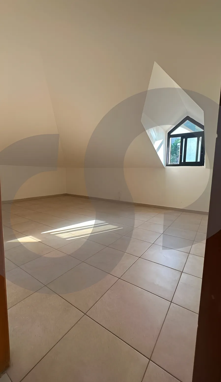 Apartment for Sale in Aaraiya