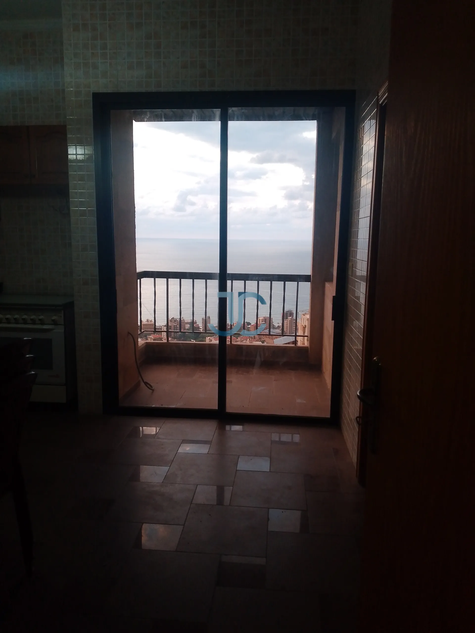 Apartment for sale in Haret Sakher