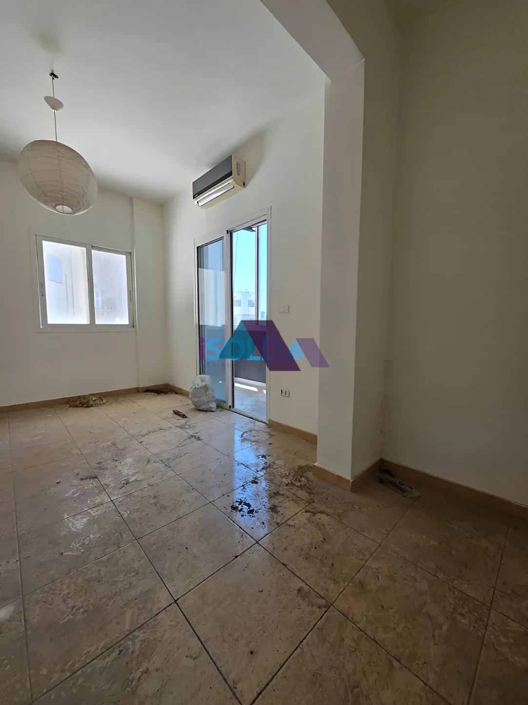 Apartment for sale in Syoufi, Beirut, Lebanon - 2 bed, 1 bath