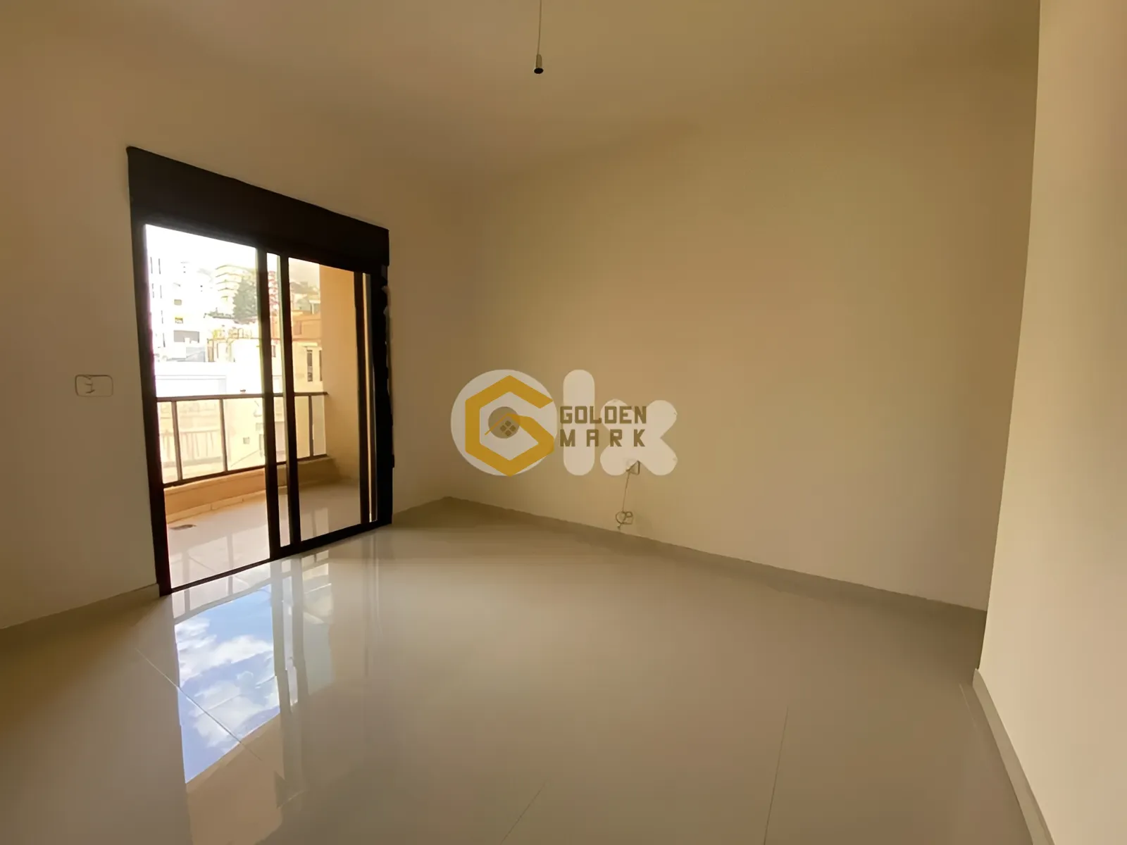 Apartment for Sale in Blat - 3 bed, 4 bath