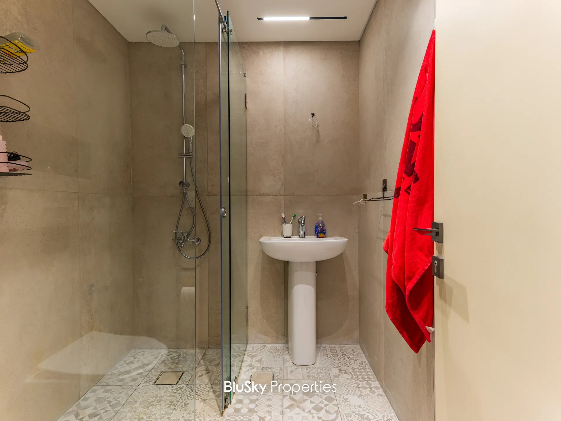 Apartment for sale in Mansourieh