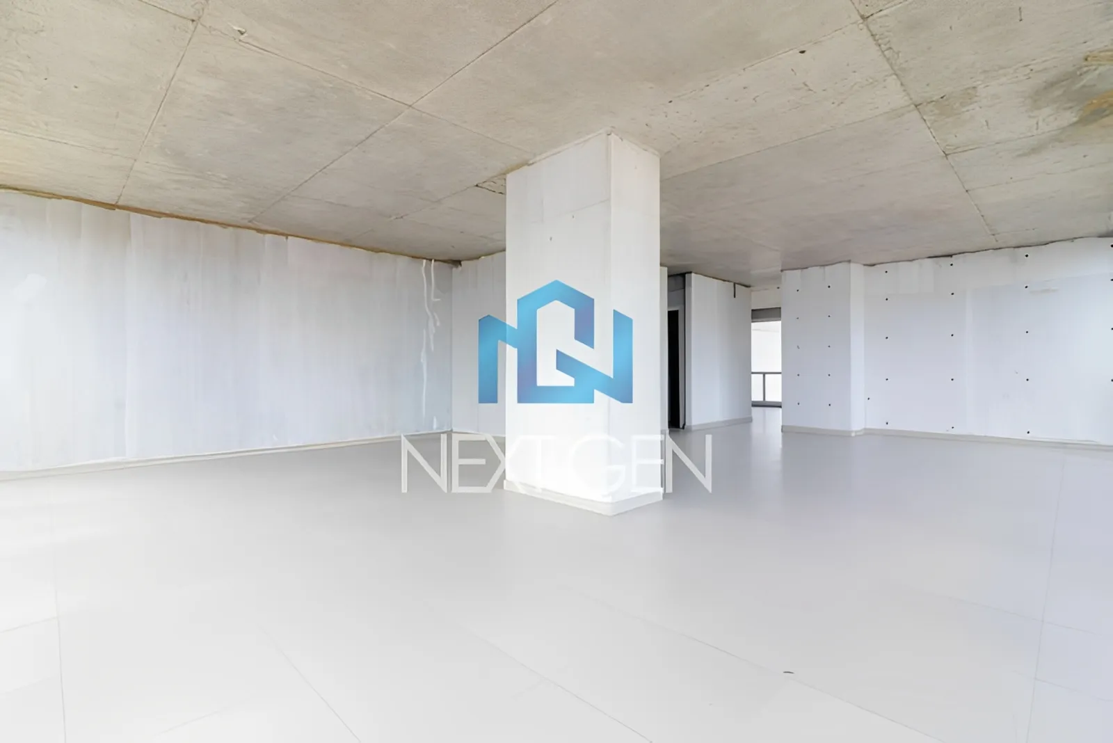 Office for Sale in Achrafieh