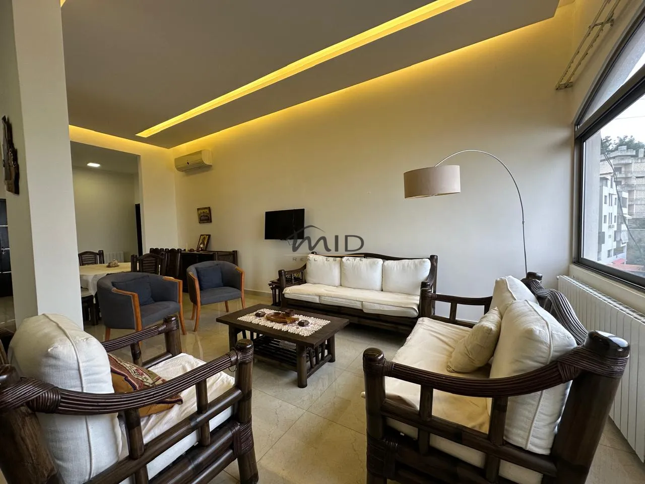 Apartment for rent in Mazraat yachoua, lebanon - 2 bed, 2.0 bath