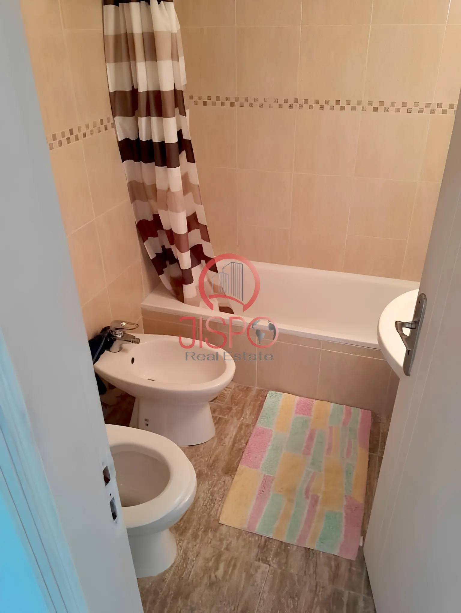 Apartment for Rent in Ballouneh