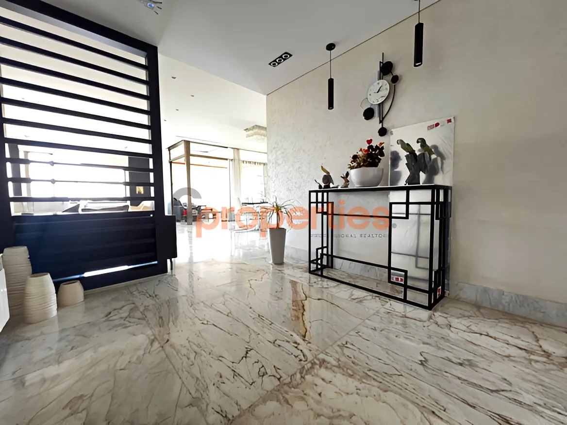 Apartment for Rent in Forn El Chebbak