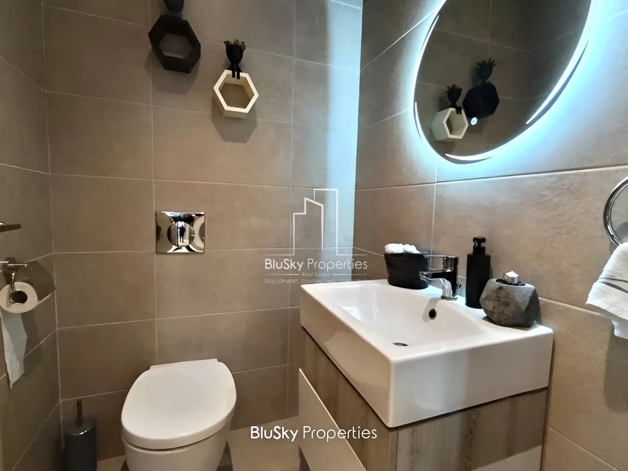 Apartment for Sale in Adma