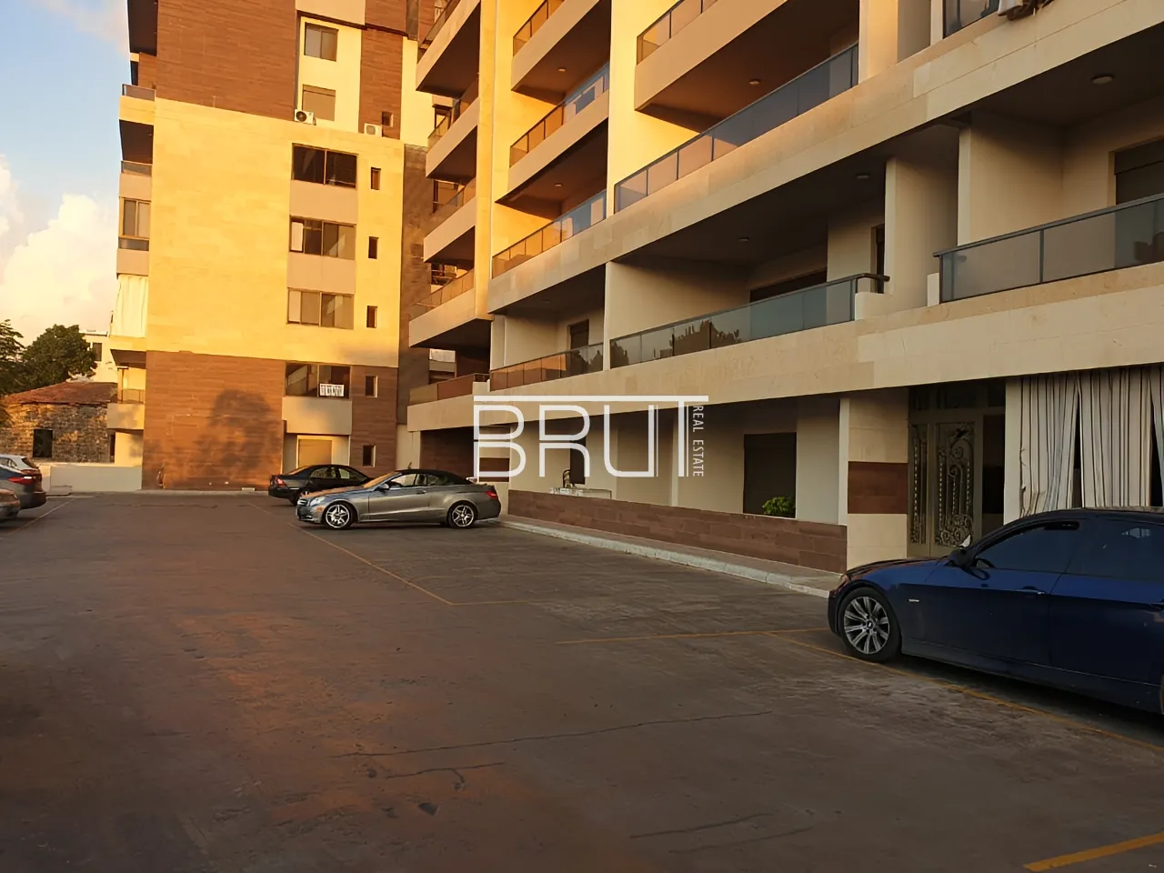 Apartment for Sale in Ghadir