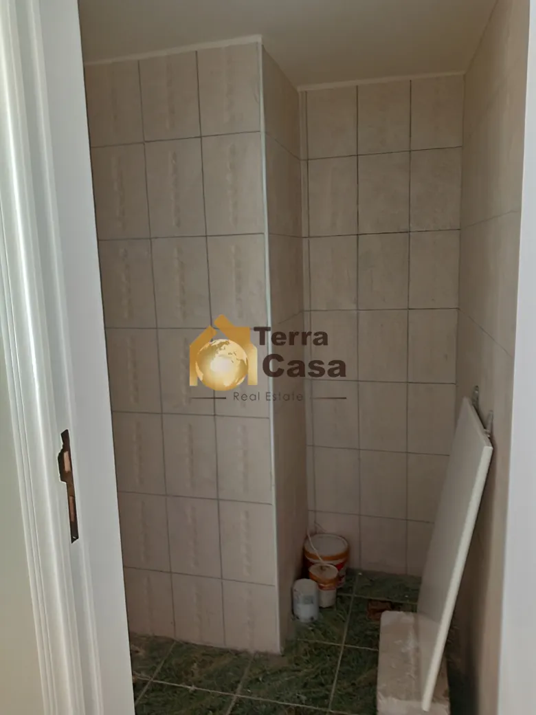 Shop for Rent in Haouch el Omara