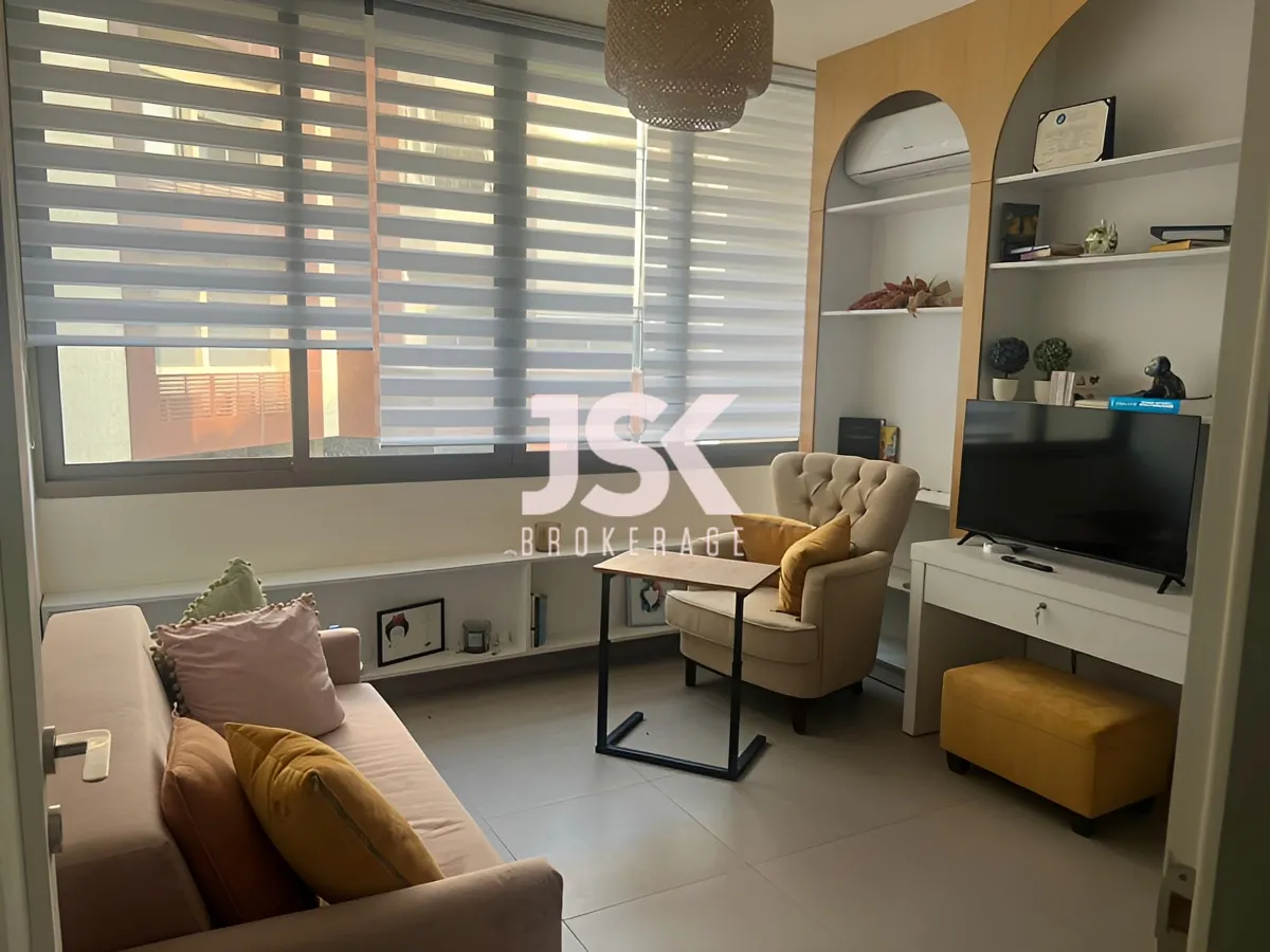 Office for rent in Hadath