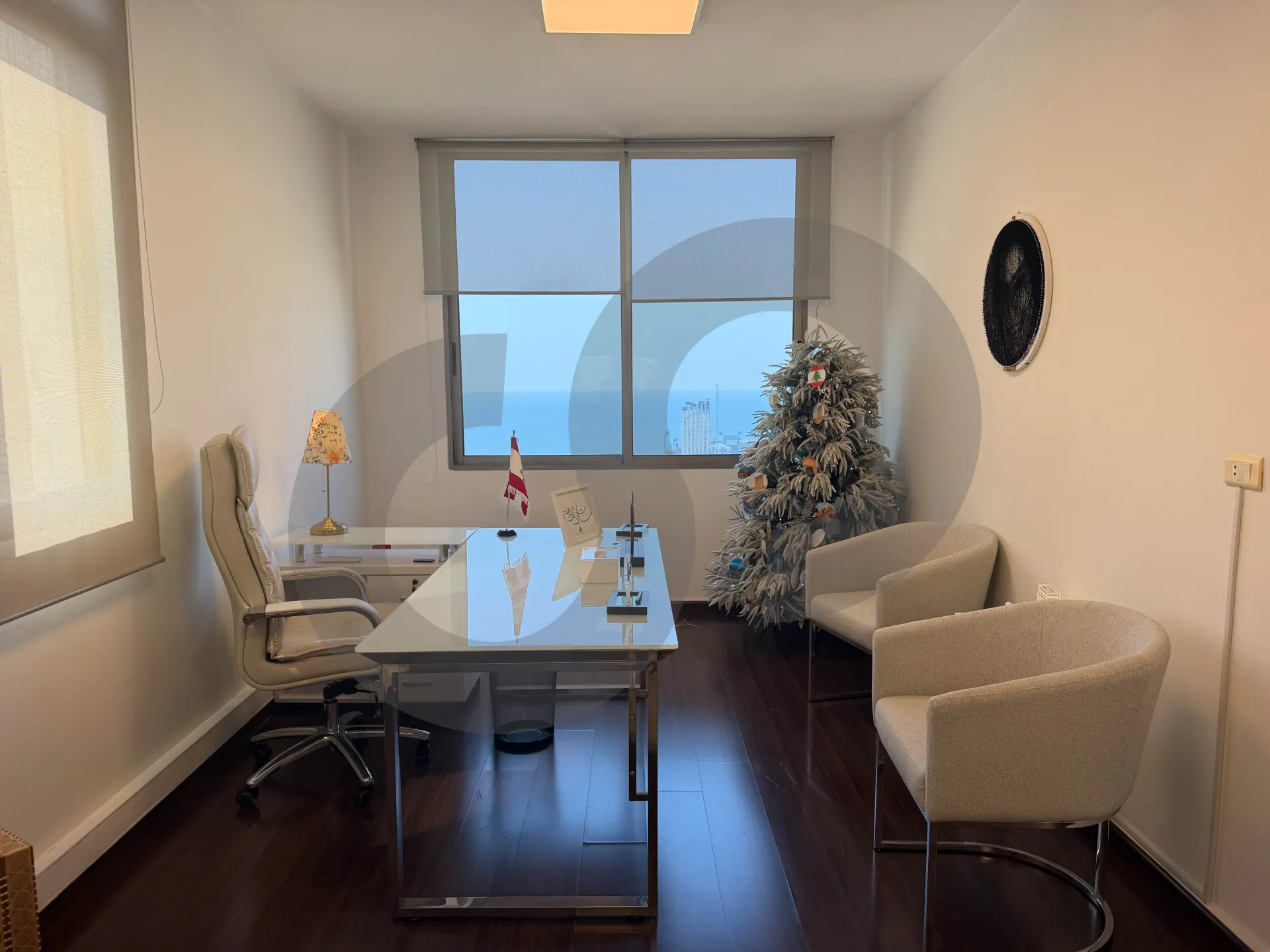 Office for rent in Ain Al Mraiseh