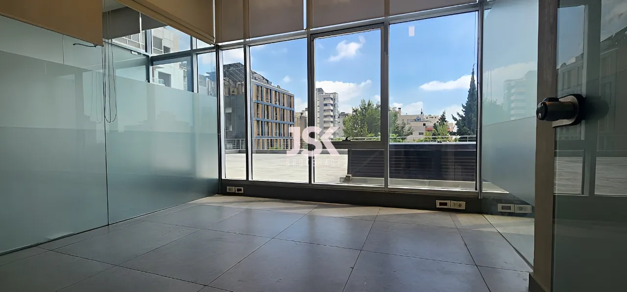 Office for Rent in Horch Tabet