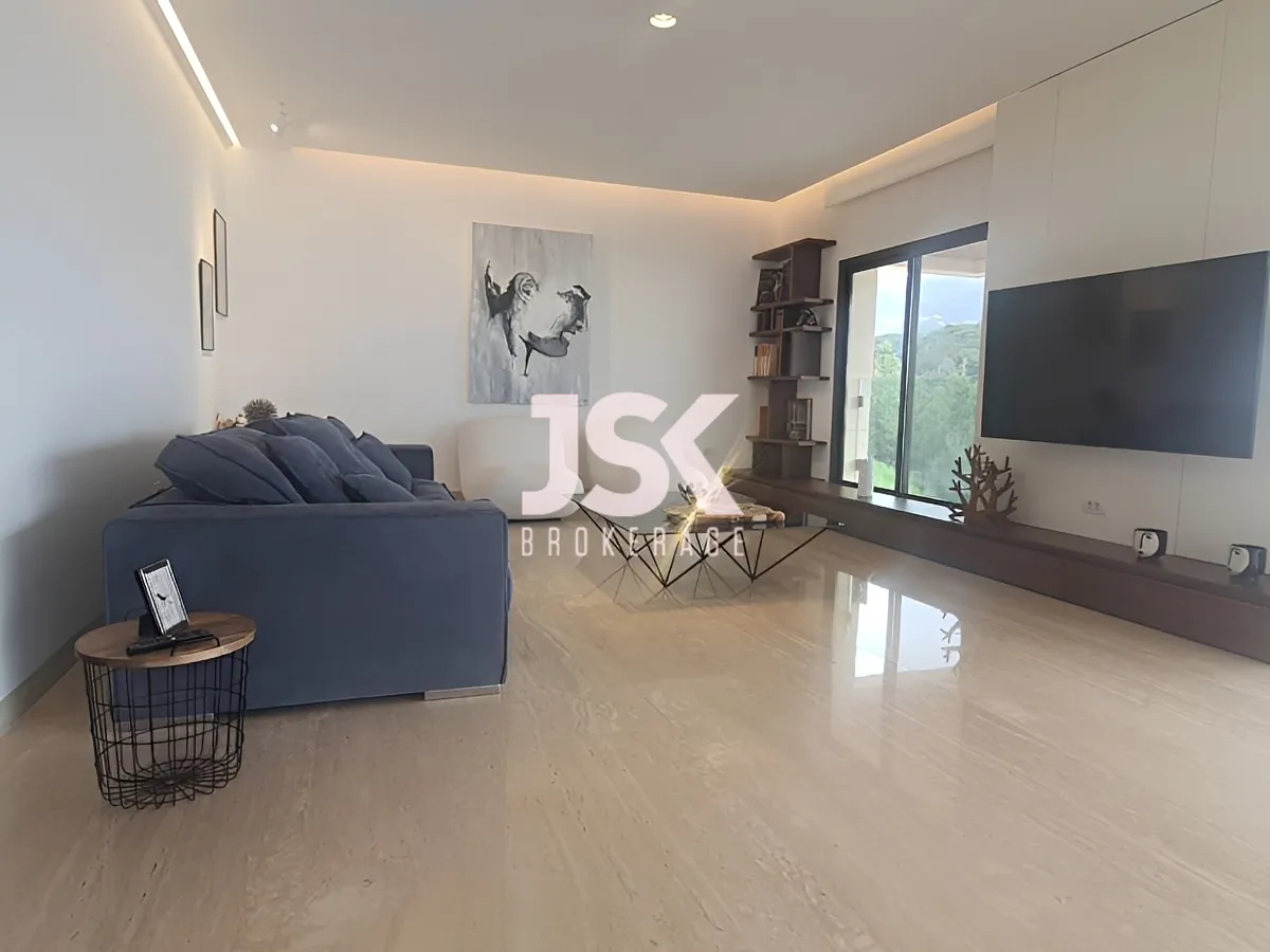 Penthouse for rent in Adma w Dafnah