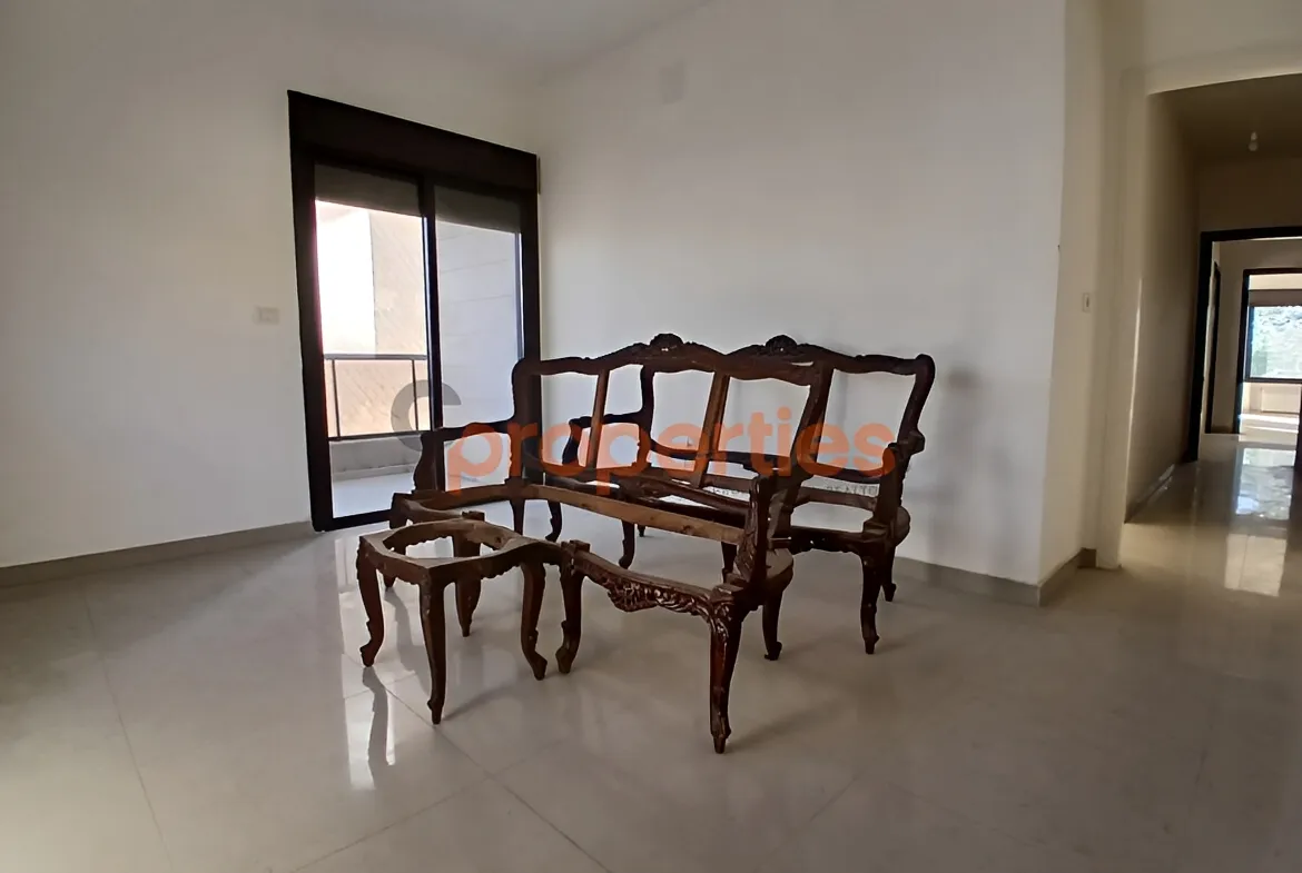 Apartment for Sale in Qennabet Broummana