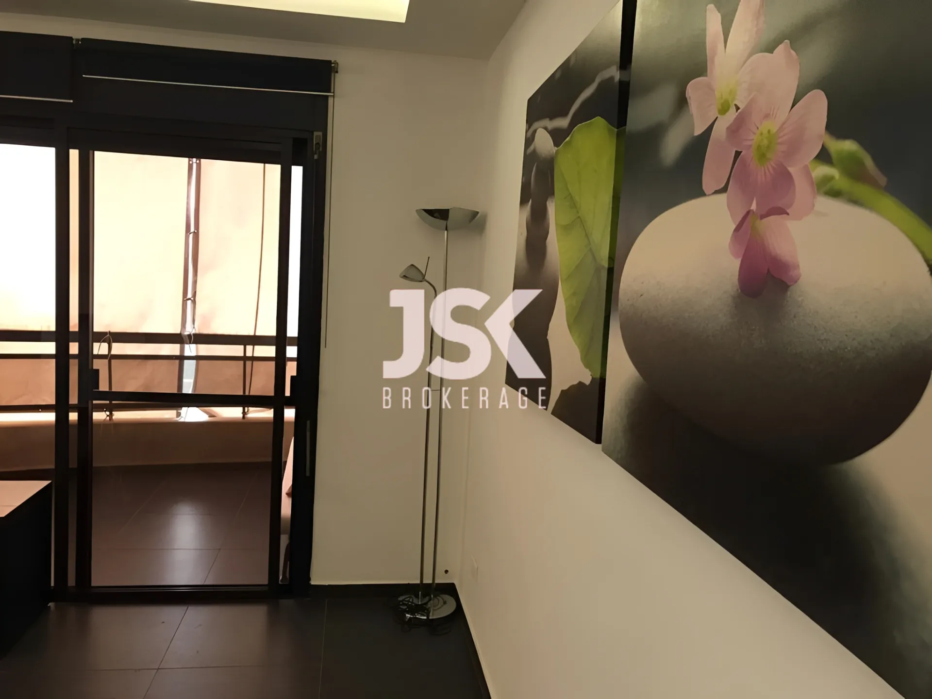 Apartment for Rent in Dik El Mehdi, Lebanon - 3 bed, 2 bath