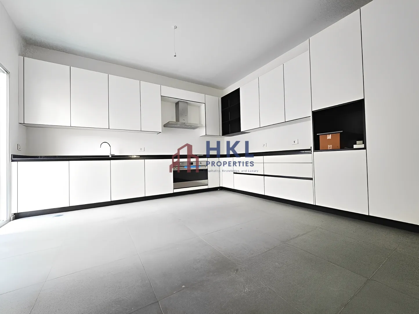 Apartment for Rent in Badaro, Beirut, Lebanon - 3 bed, 3 bath