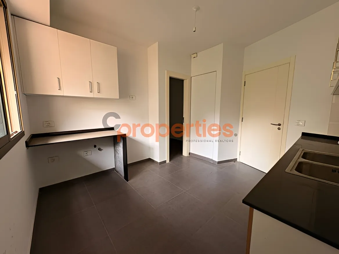 Apartment for Sale in Louaizeh