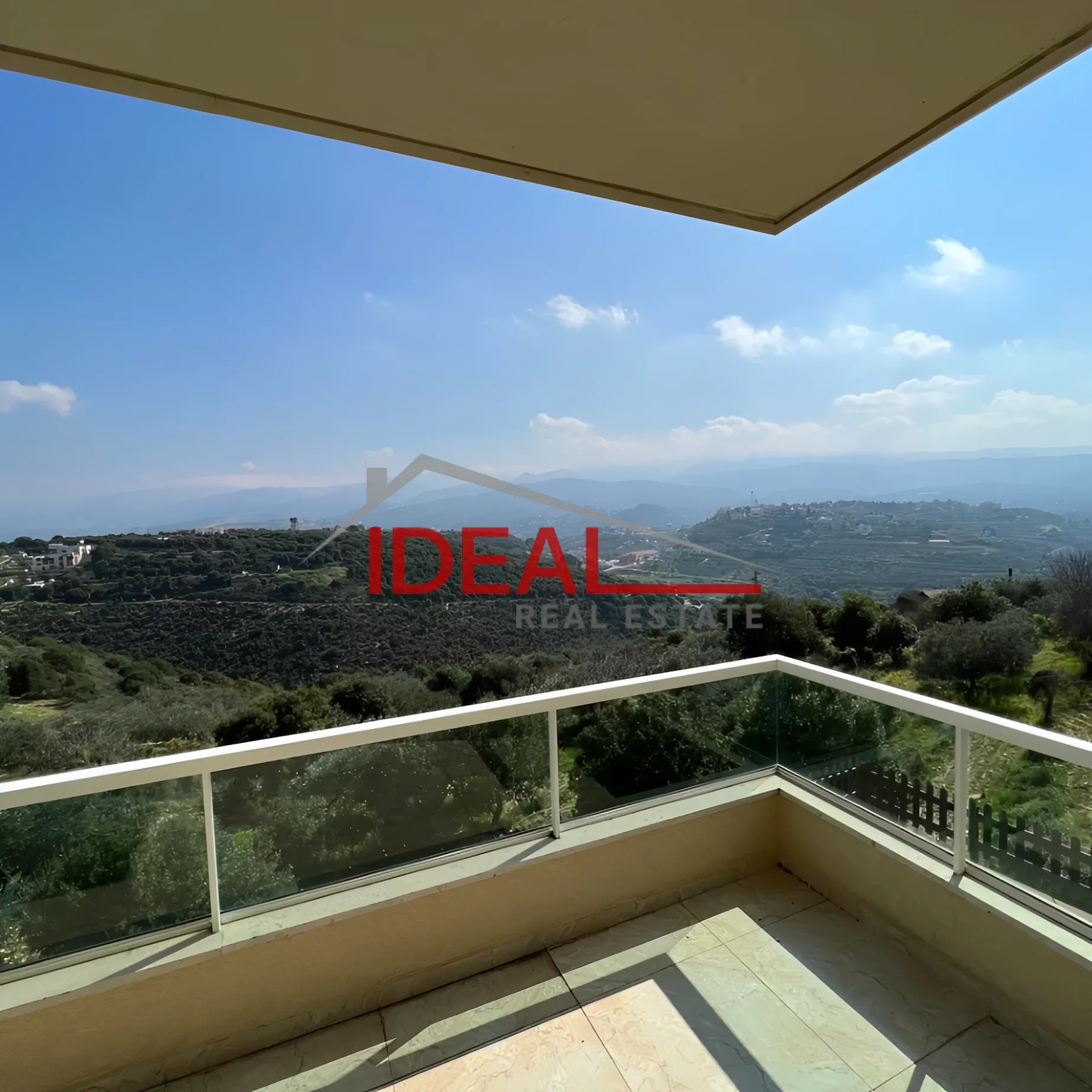 Apartment for Sale in Aabrine, Lebanon - 2 bed, 2 bath