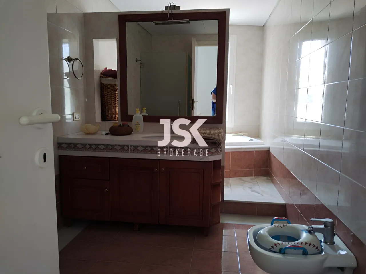 Apartment for Rent in Kaslik