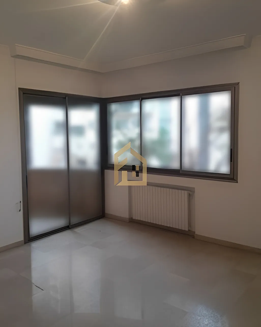 Apartment for Rent in Caree d'or, Achrafieh