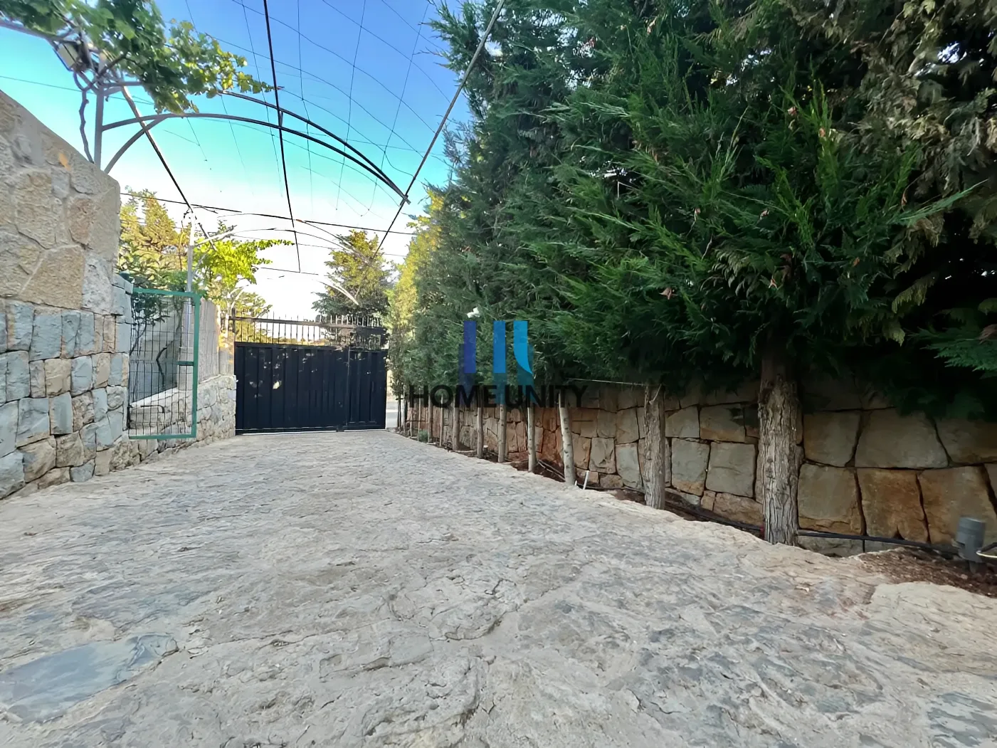 Villa for Sale in Bhamdoun