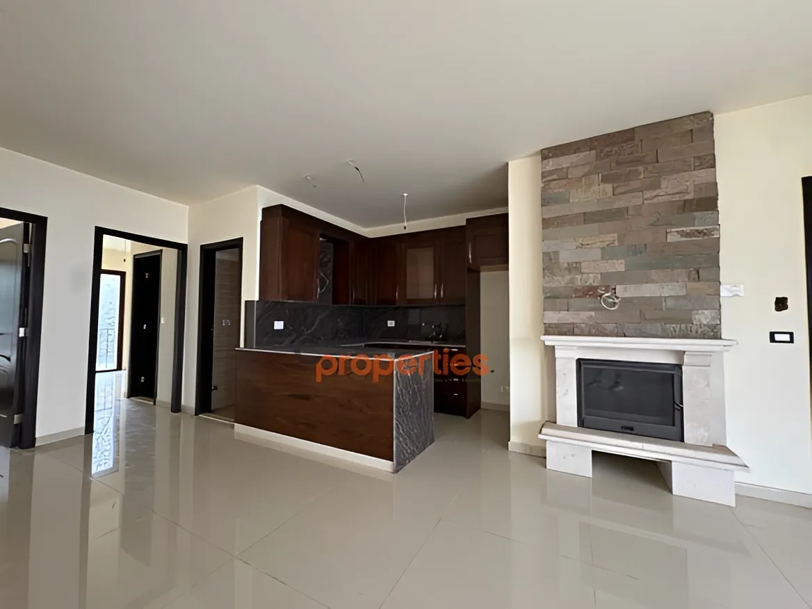 Chalet for Sale in Faitroun
