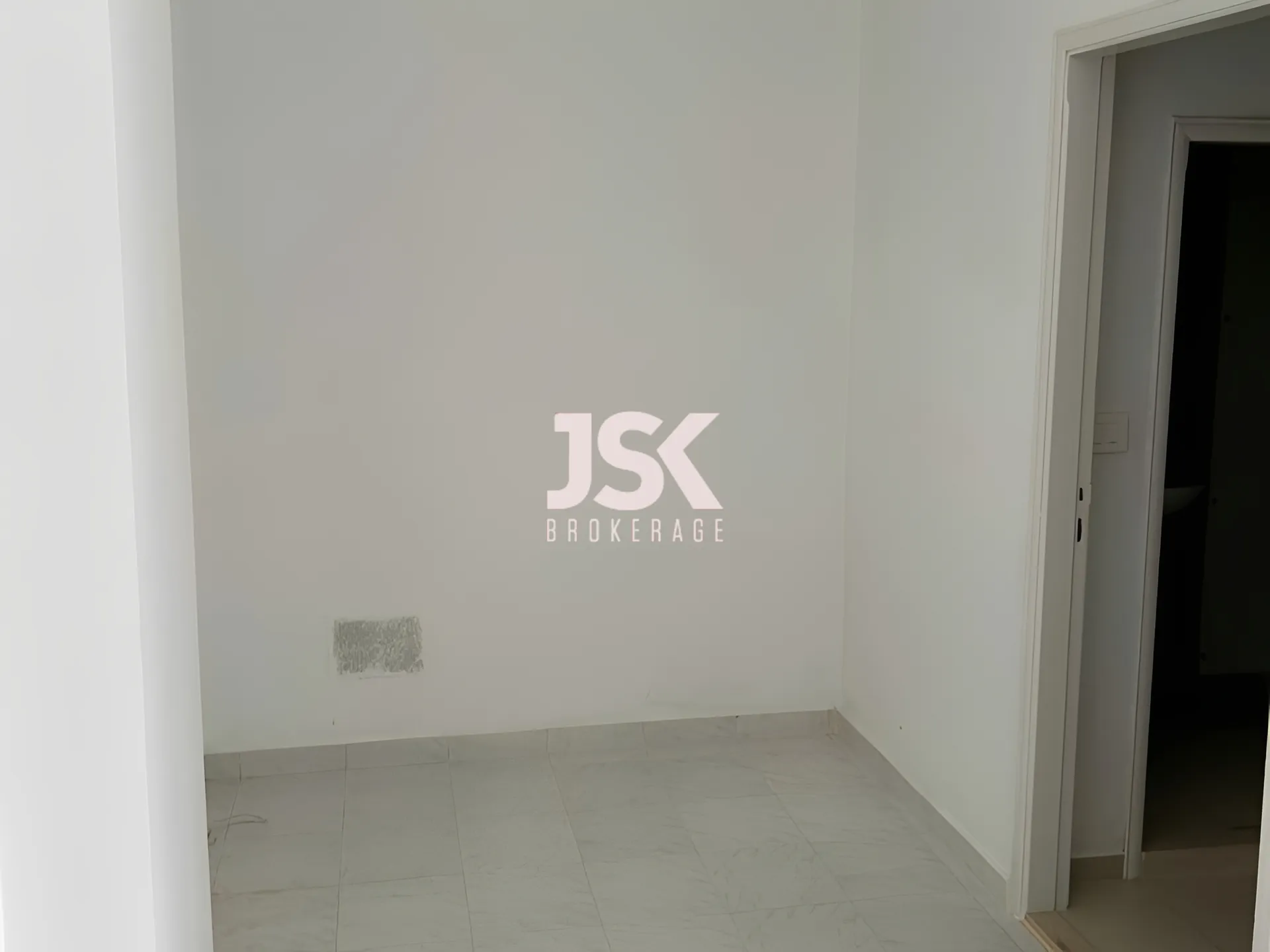 Office for Rent in Antelias