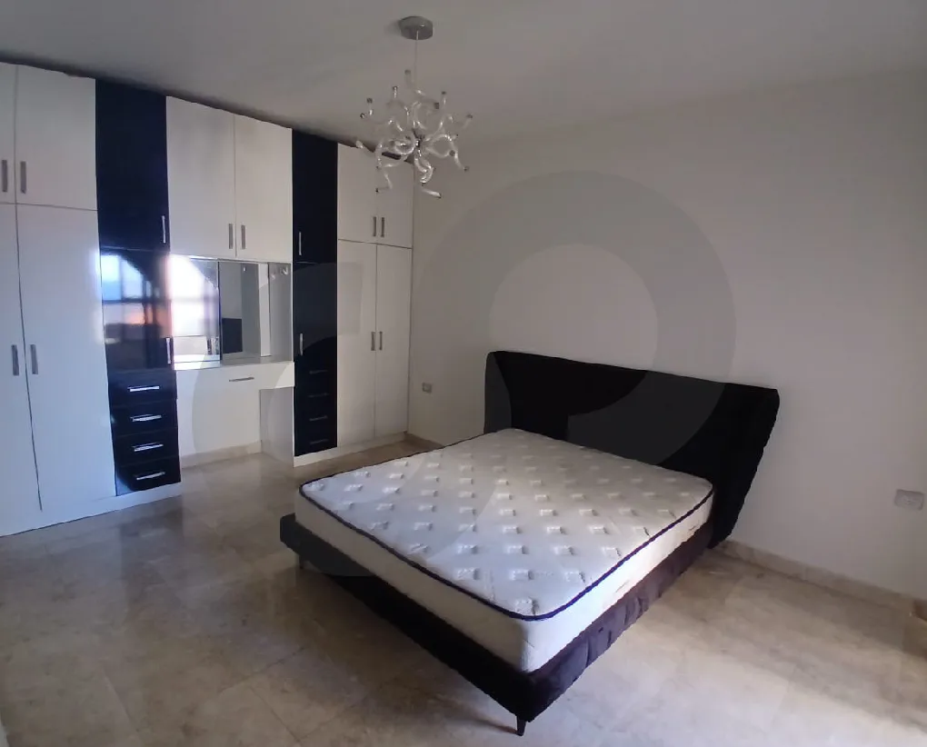 Apartment for Sale in Ain Al Mraiseh