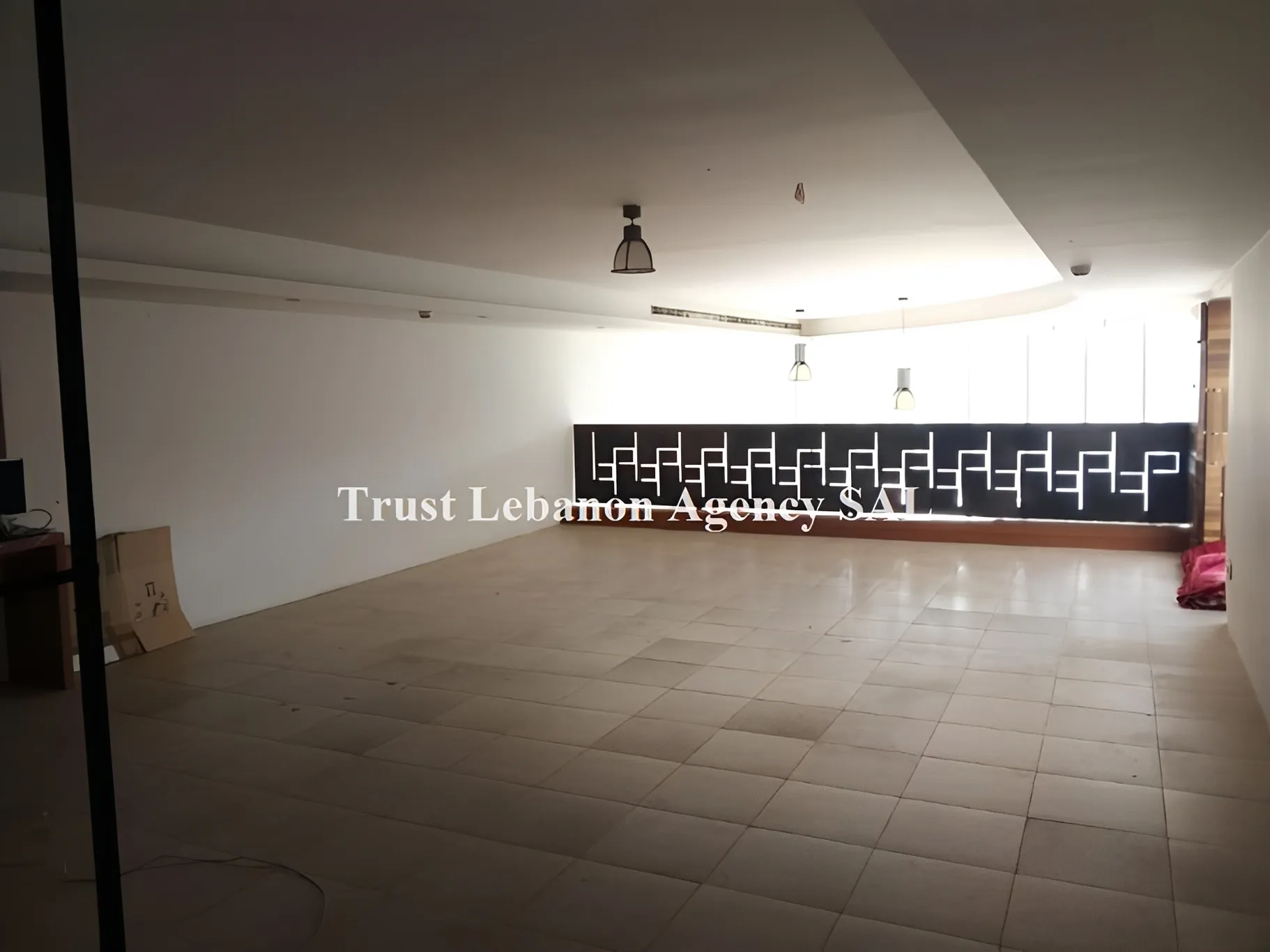 Shop for sale in Metn, Sin El Fil