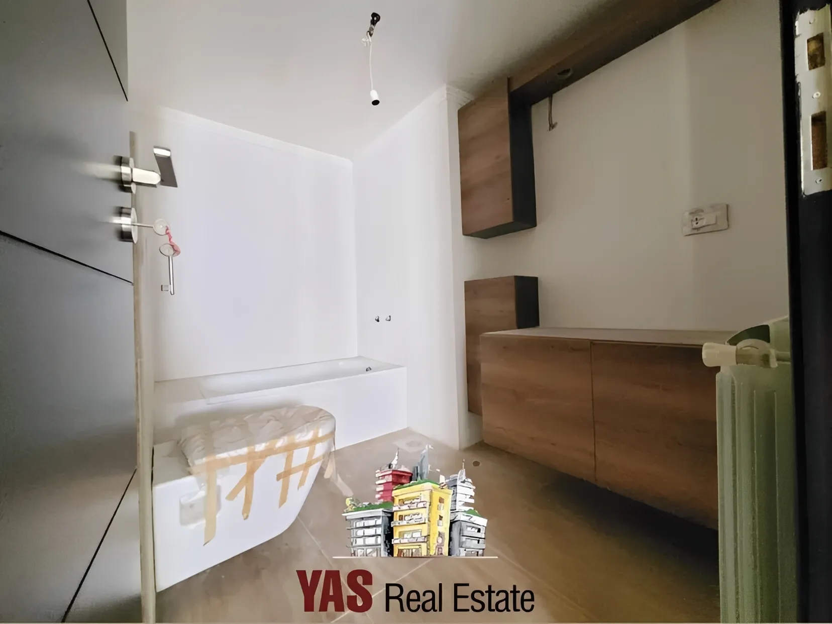 Apartment for Sale in Ballouneh - 3 bed, 4 bath