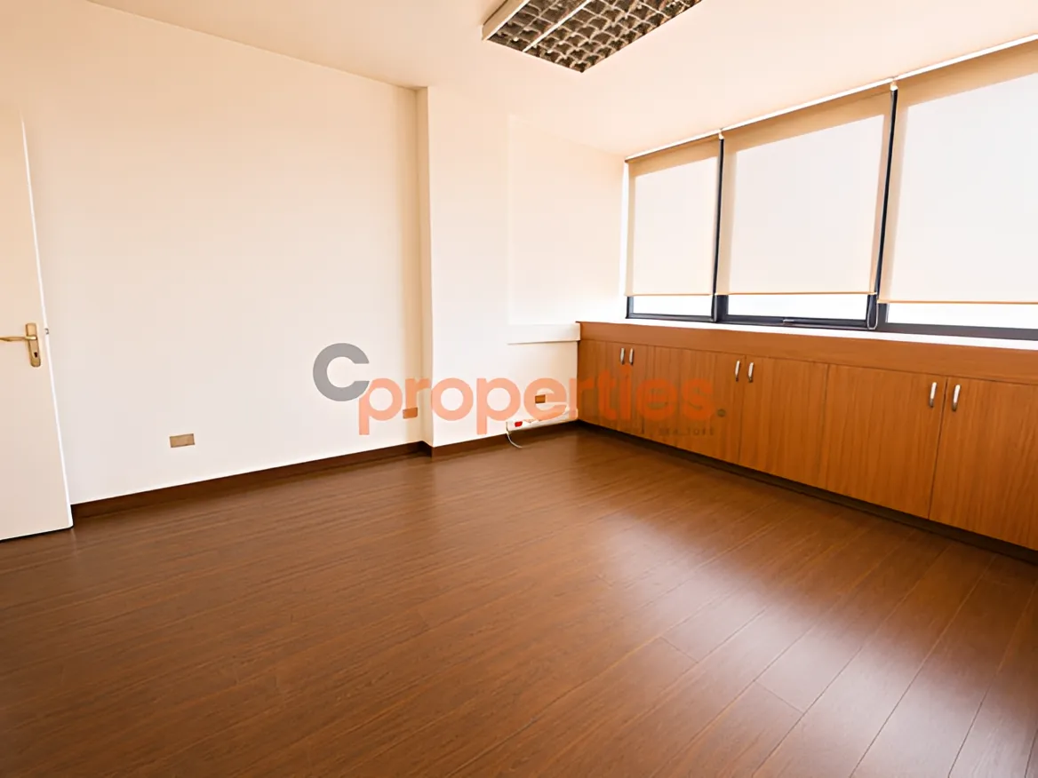 Office for Rent in Zalqa