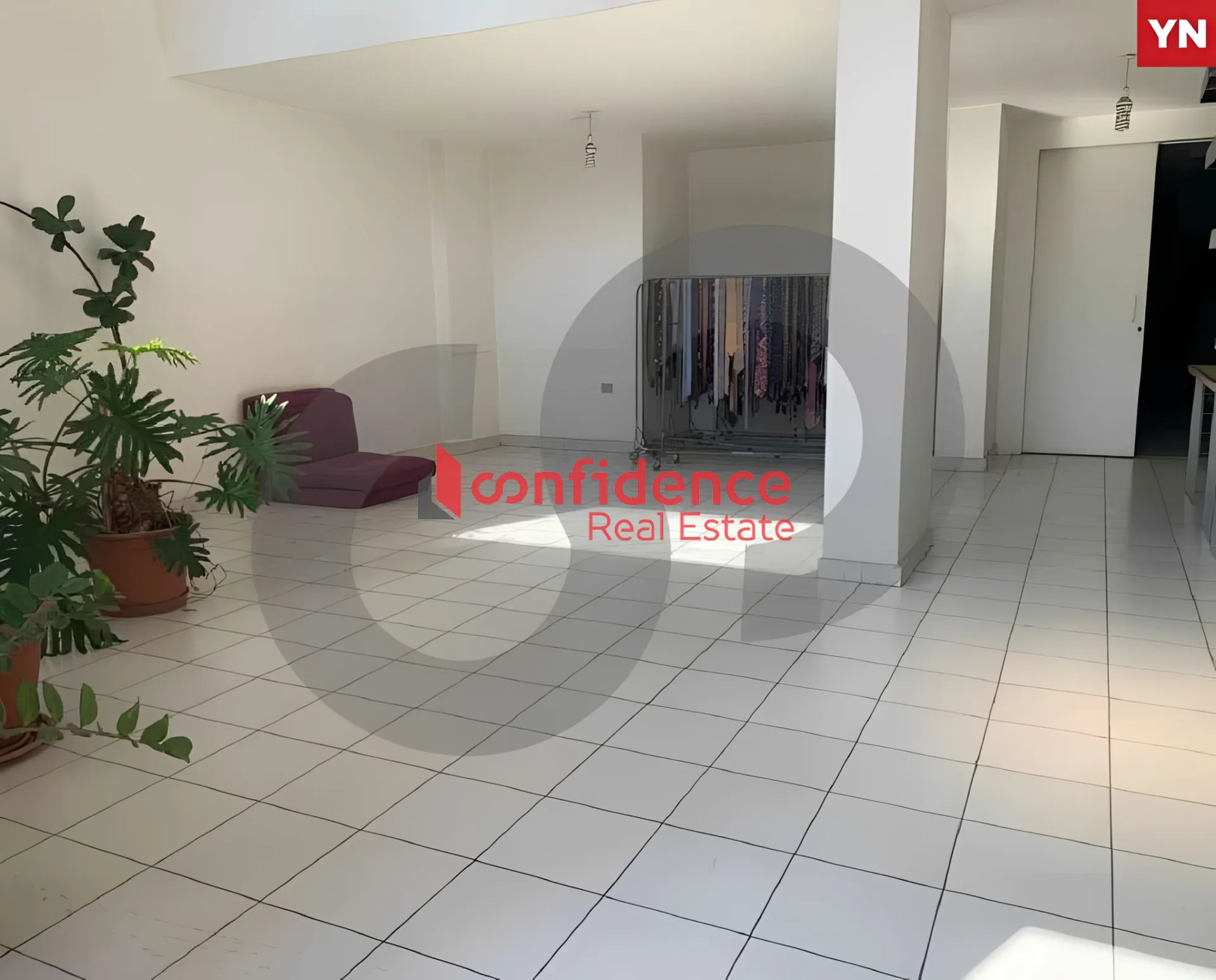 Showroom for Sale in Jisr El Bacha