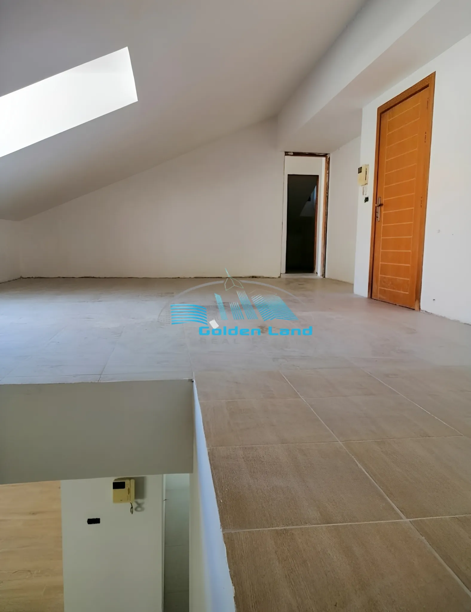 Duplex for Sale in Bsalim
