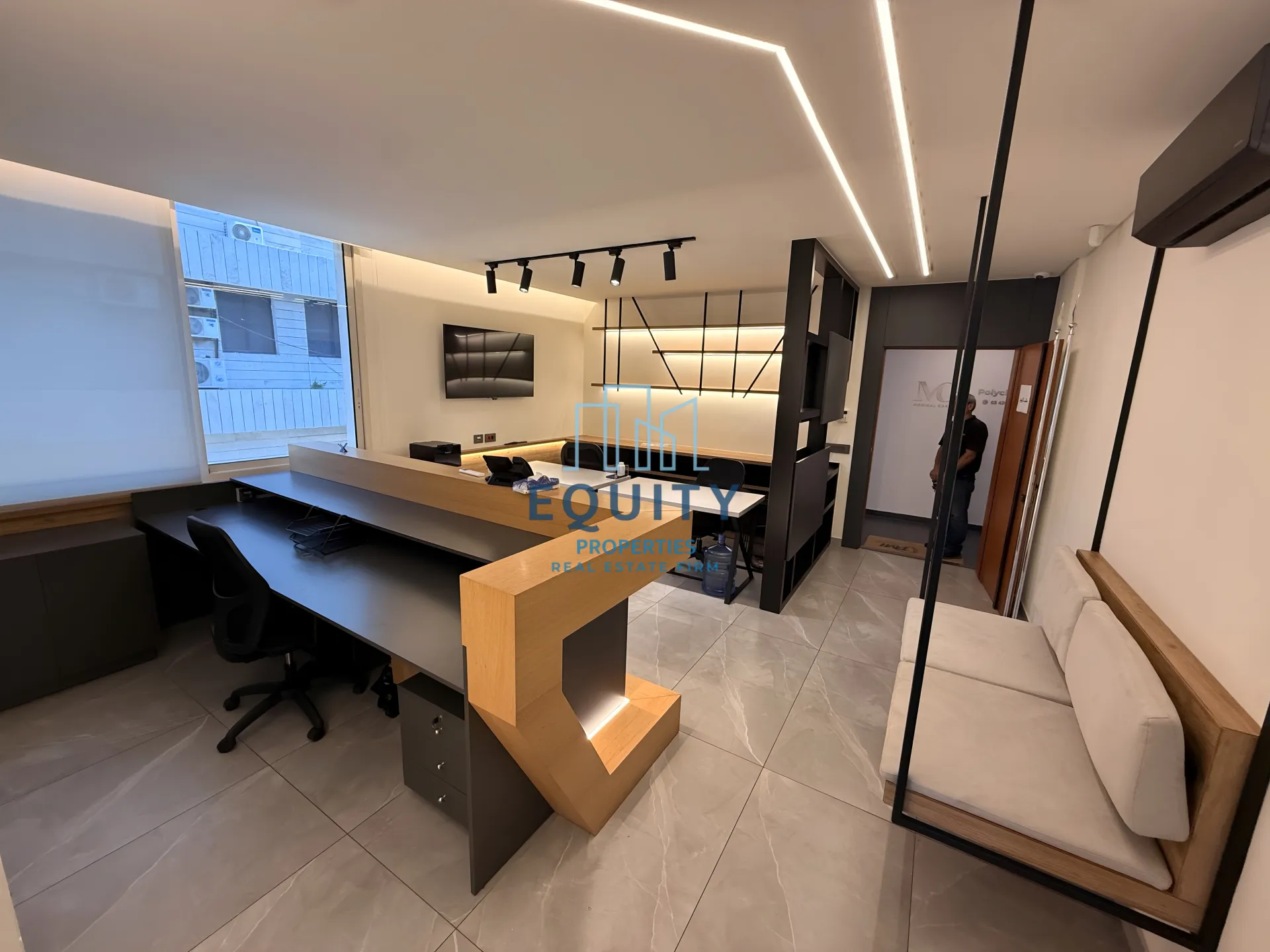 Office for rent in Antelias