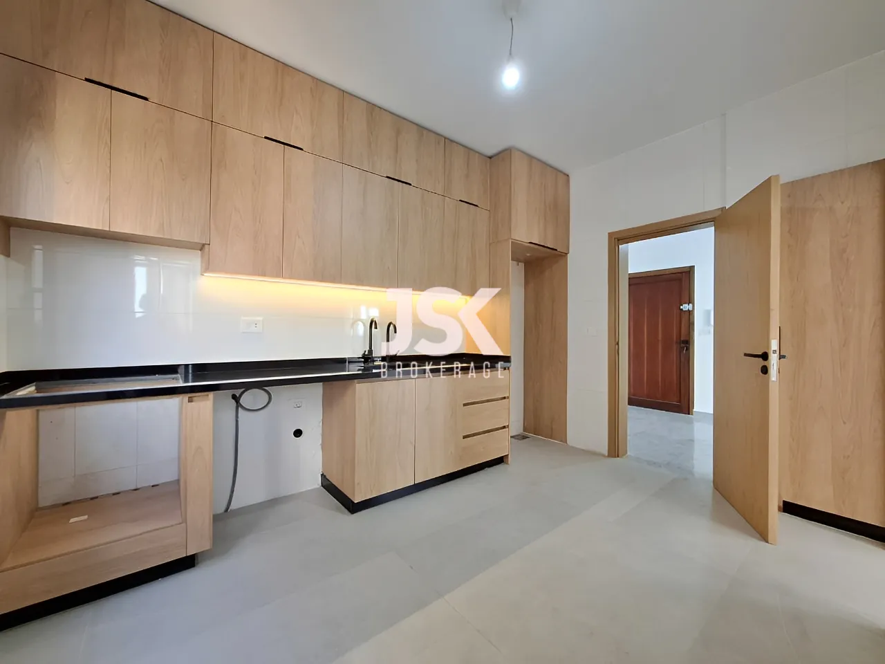 Apartment for Rent in Kaslik