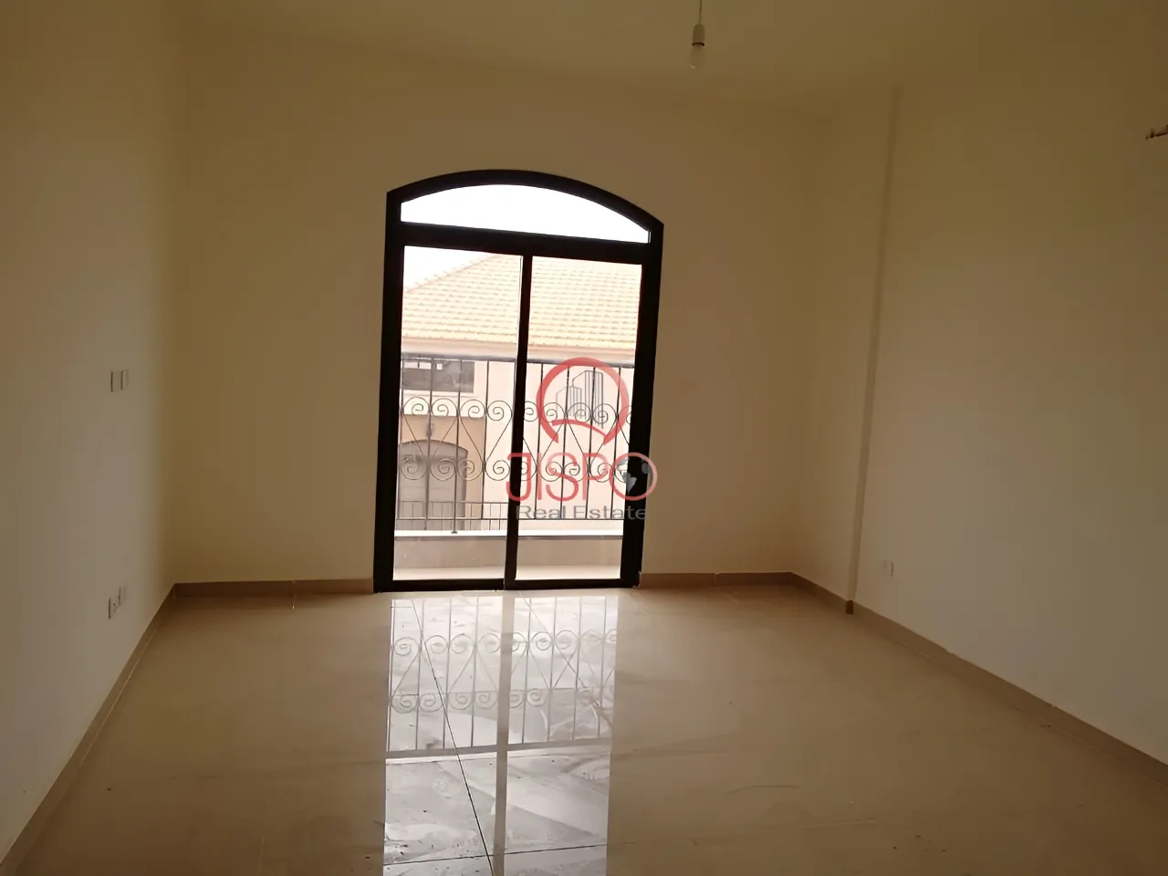 Triplex for Sale in Baasir
